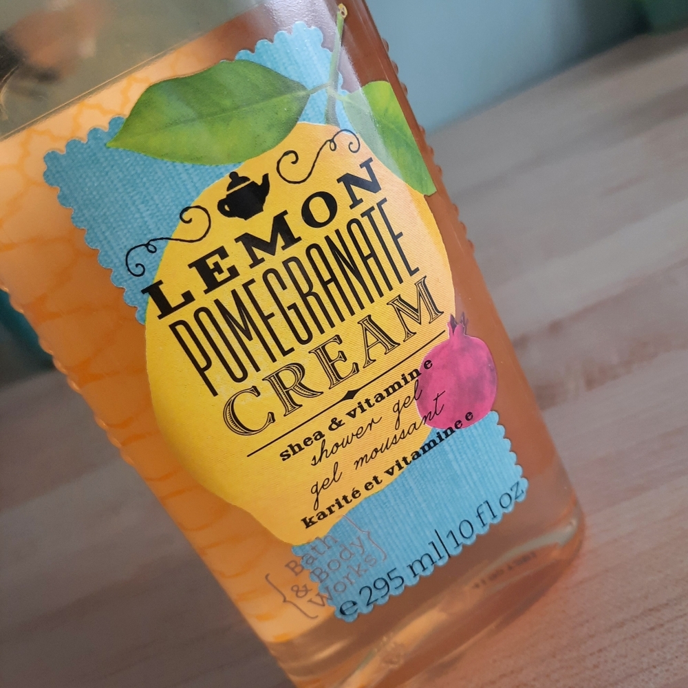 Lemon ๐ Pomegranate Cream Shower Gel Bath & Body Works - Picture 2 of 4
